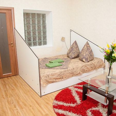 Semi-Luxury Apartment On Zhukovskogo Street 57 Zaporizhia Exteriör bild