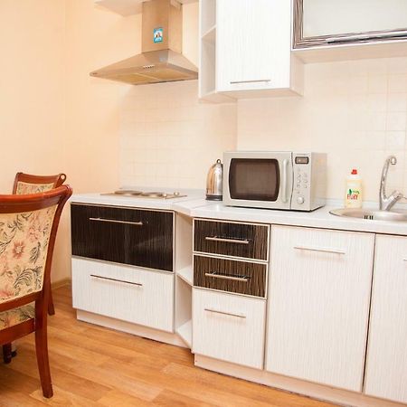 Semi-Luxury Apartment On Zhukovskogo Street 57 Zaporizhia Exteriör bild
